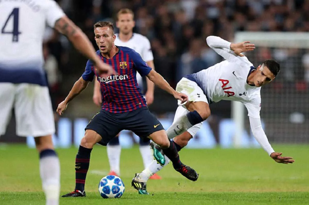 Артур идеально влился в игровой ансамбль Барселоны / getty images