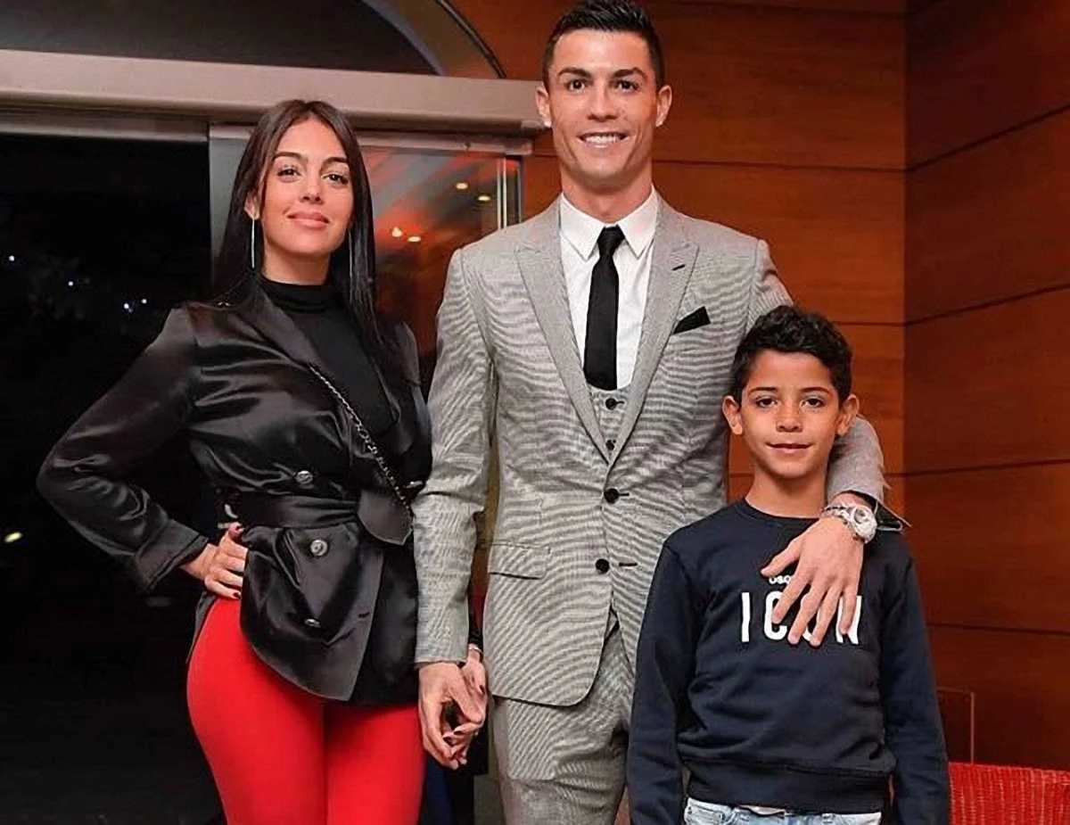 Кріштіану Роналду з сім'єю / соцмережі