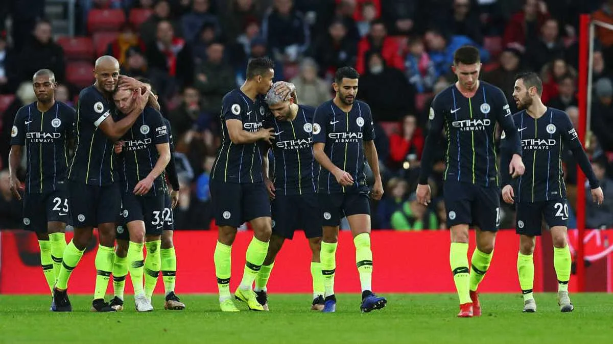 Александр Зинченко в матче против Саутгемптона / фото: ФК Манчестер Сити