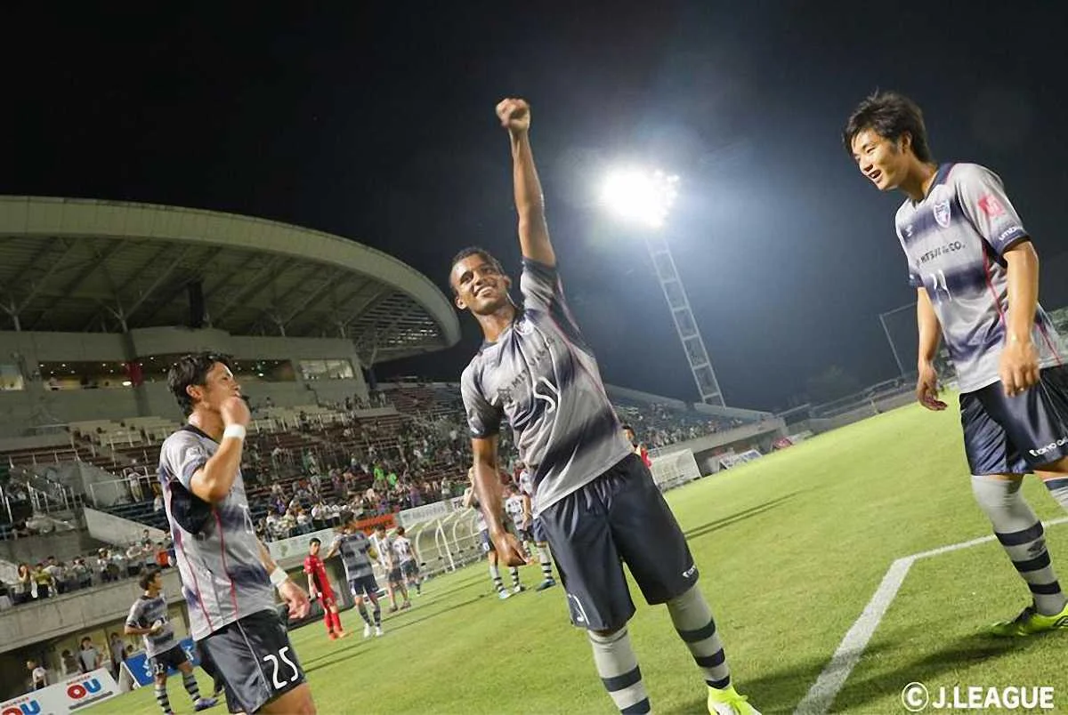 Луїс Велозу / TVBR