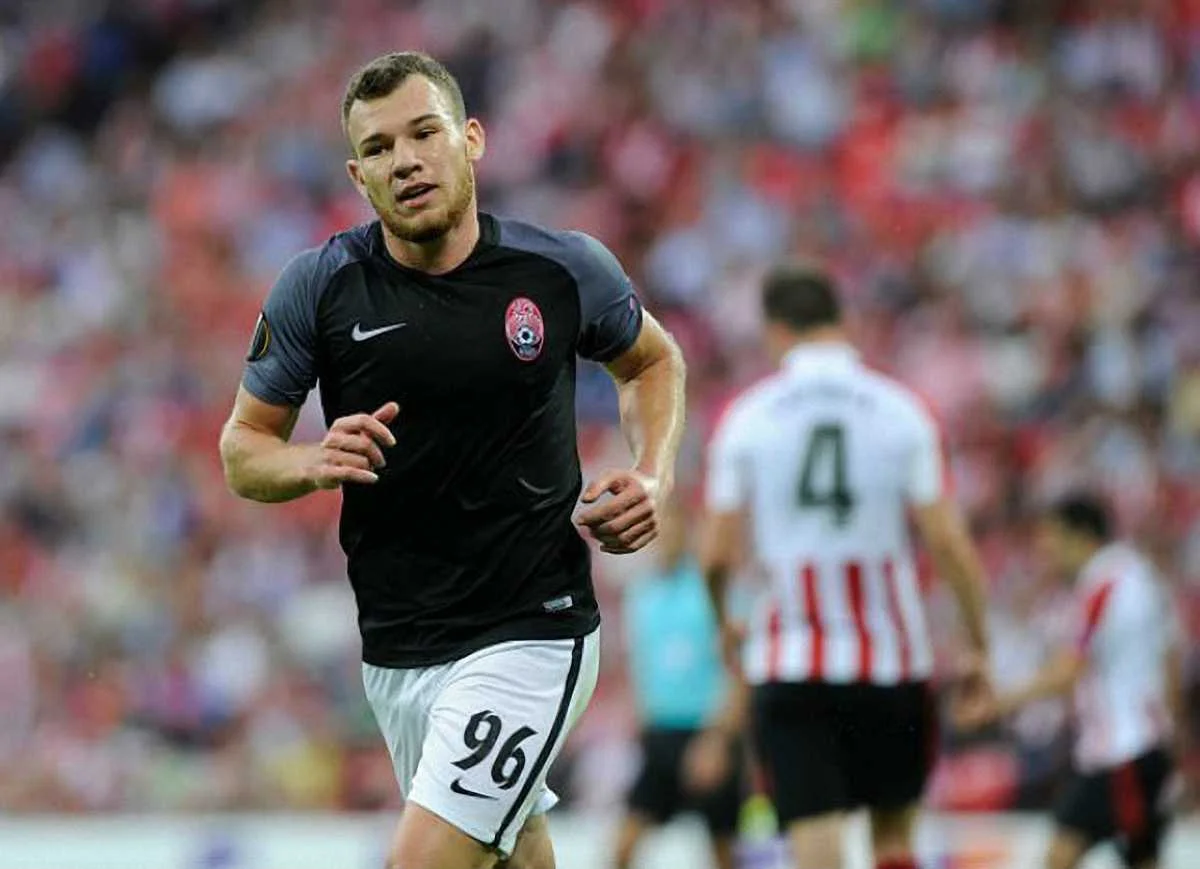 Силас / УЕФА