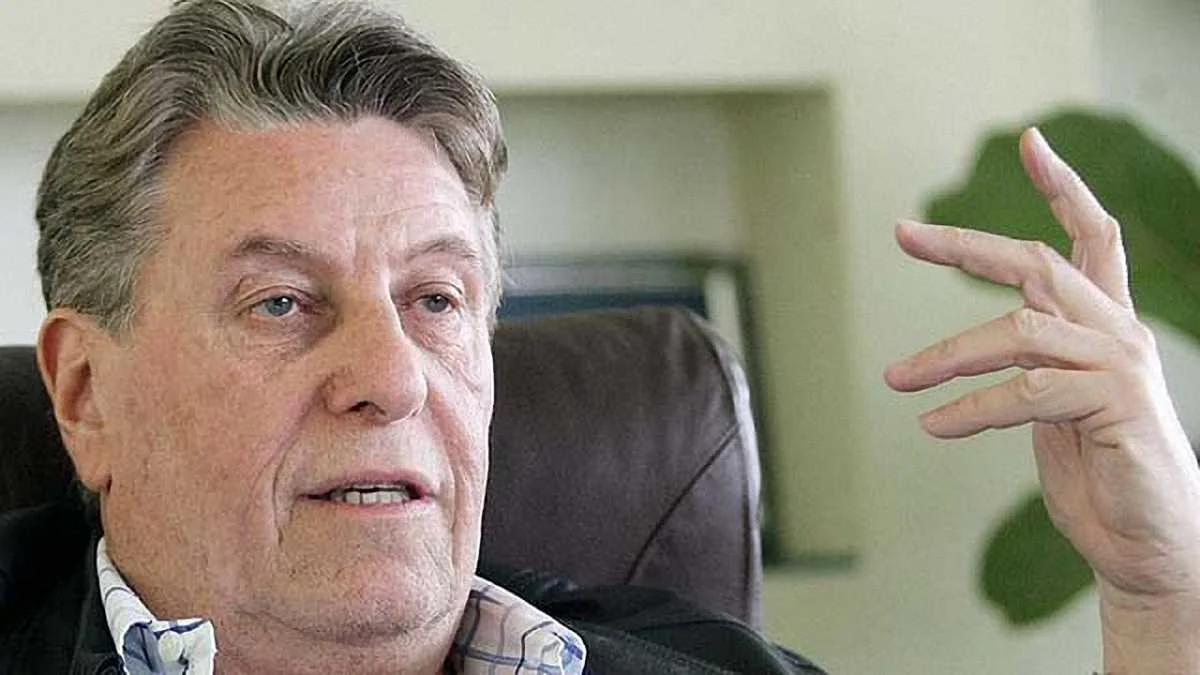 Піні Захаві / JBN