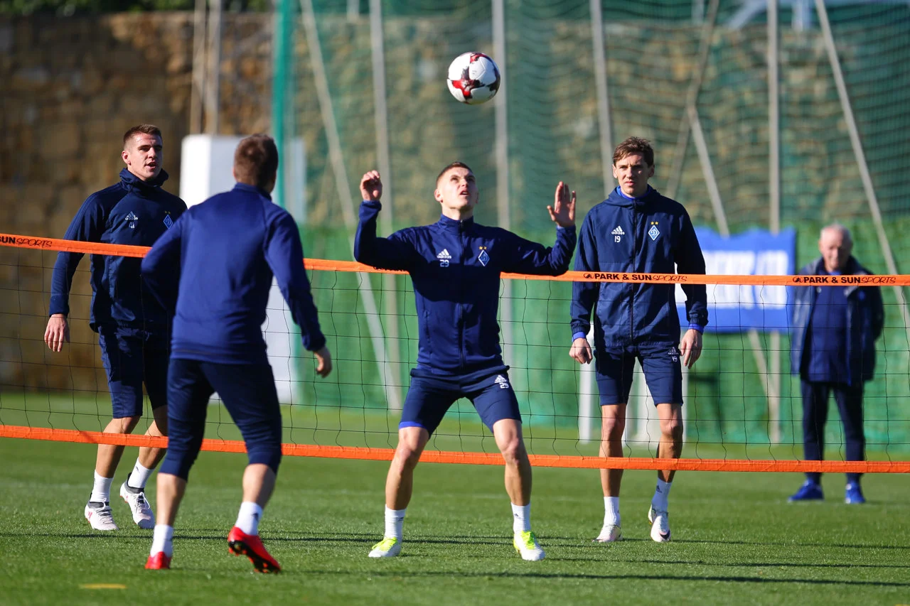 Хацкевич назвав 29 гравців Динамо, які відправляться на зимовий збір в Іспанію / Фото ФК Динамо