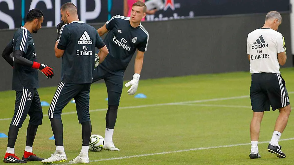 Андрій Лунін з партнерами по Реалу / Marca