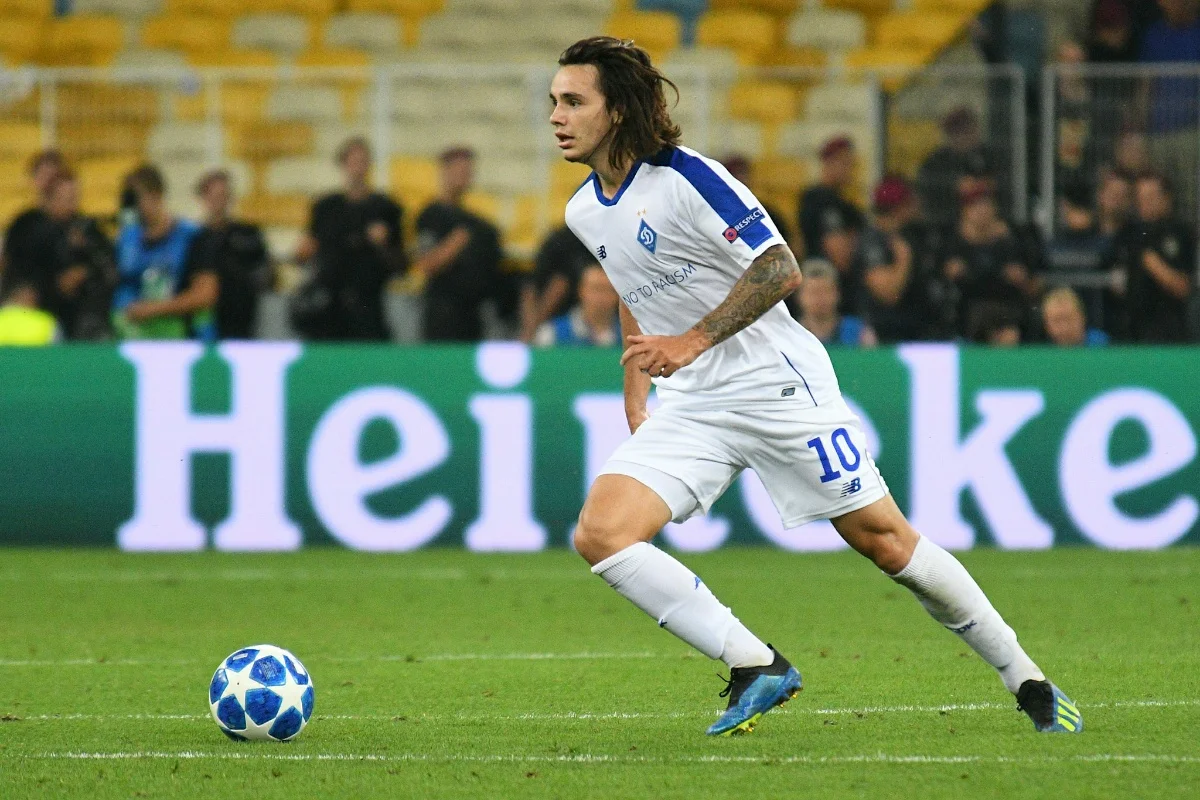 Микола Шапаренко / Футбол 24