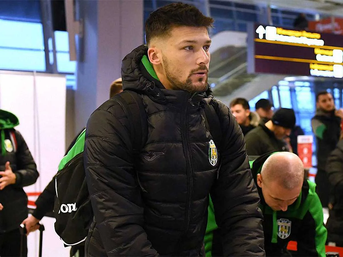 Карпаты отправились на сборы – Фабри взял 27 футболистов