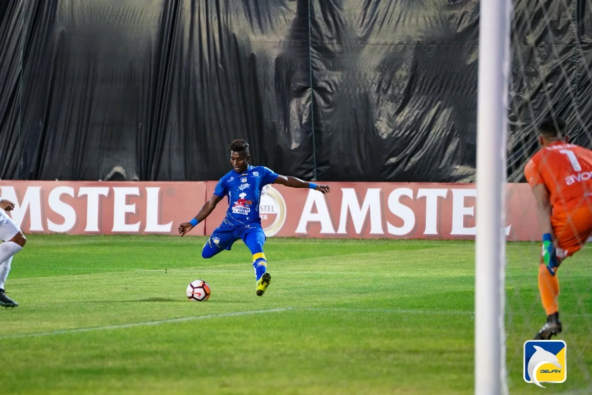 Хуан Рохас / ФК Дельфін