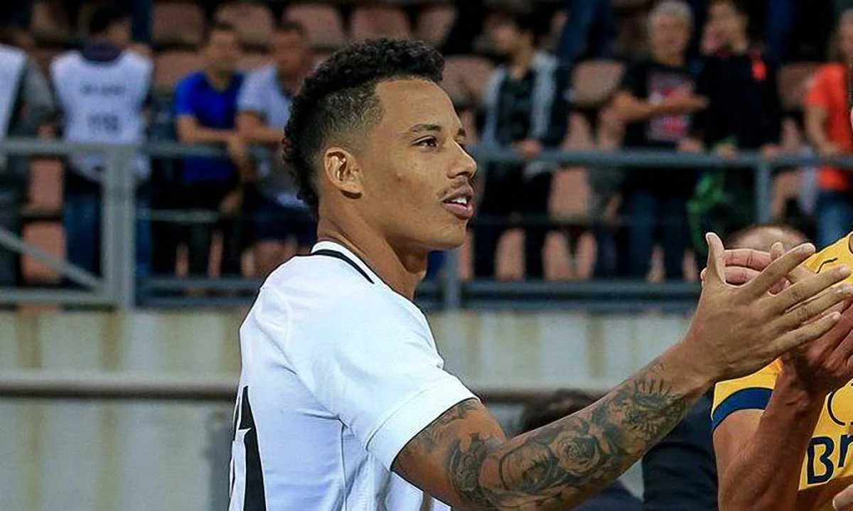 Рафаель Да Сілва / Соцмережі