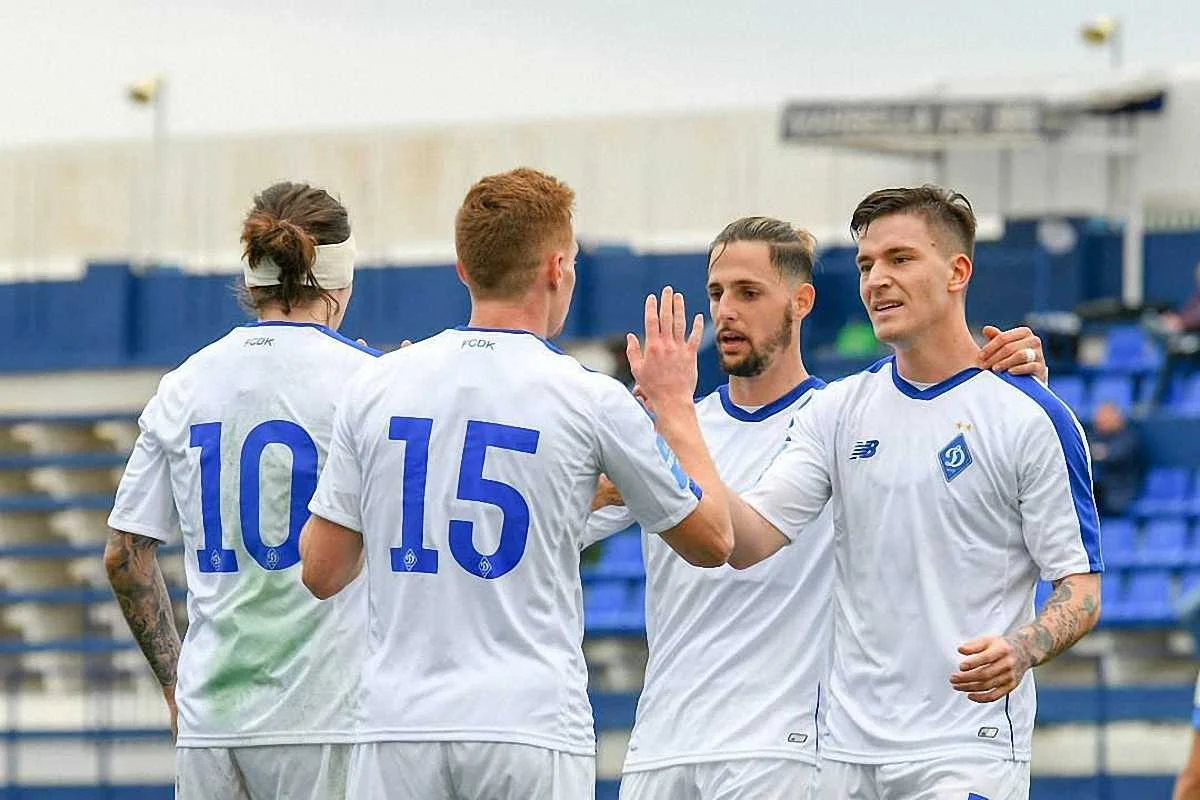 ФК Динамо / Твиттер клуба