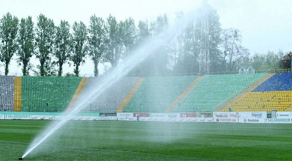 Стадіон Україна