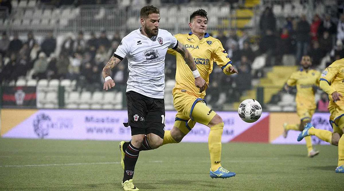 Василь Прийма (справа) / соцмережі