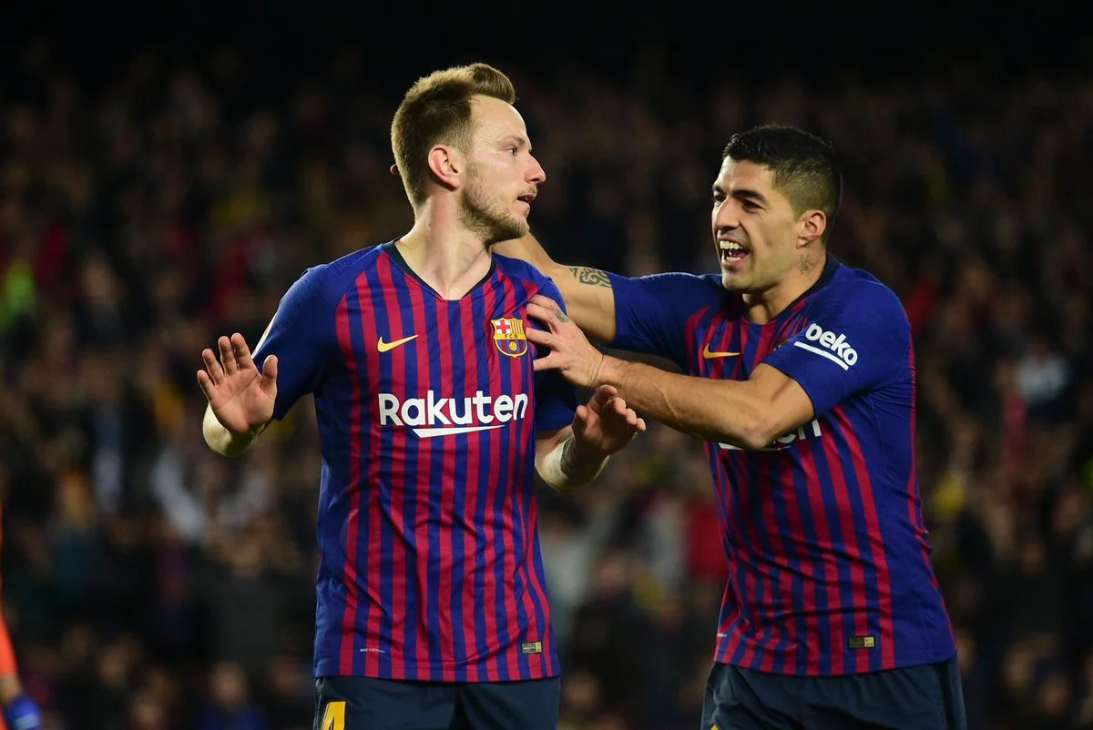 Іван Ракітіч (зліва) / соцмережі