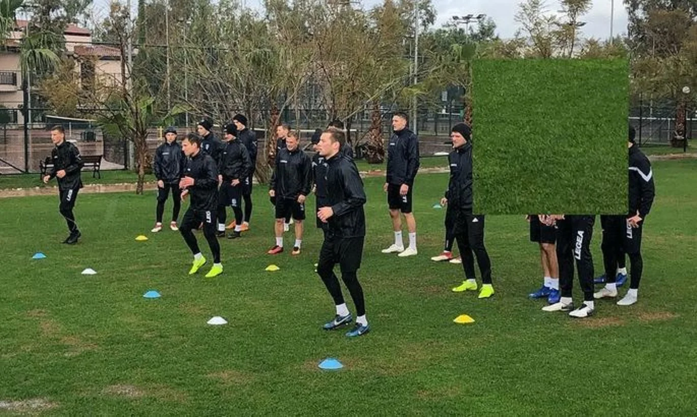 Миколаїв тролить Чорноморець