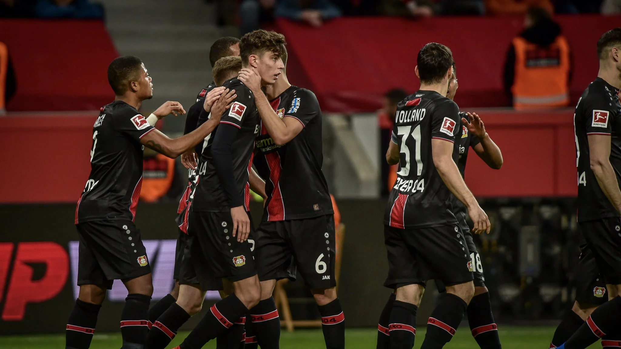 Футболісти Байєра / B04