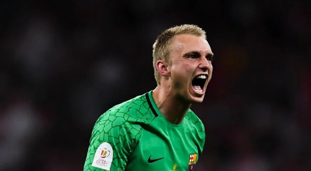 Яспер Силлессен / Соцсети