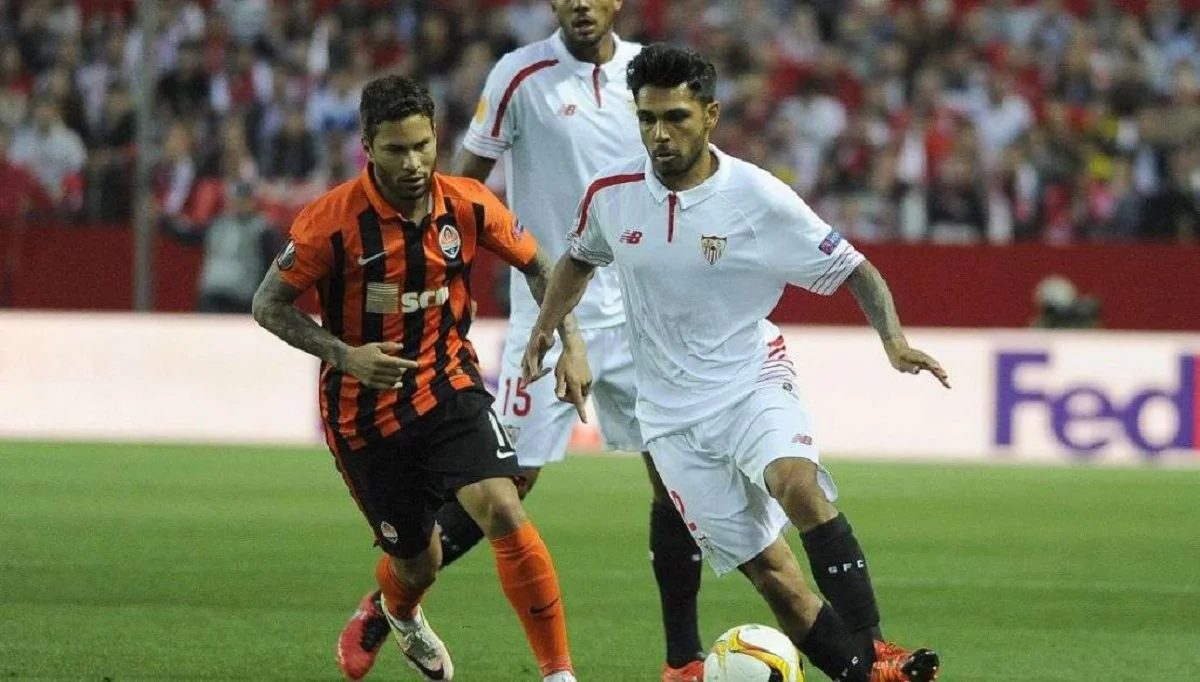 Бенуа Тремулінас проти Марлоса / Соцмережі