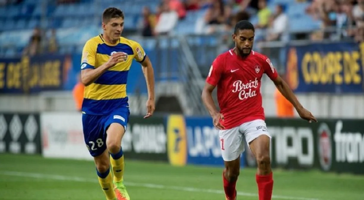 Филипп Будковский (слева) / фото из соцсетей