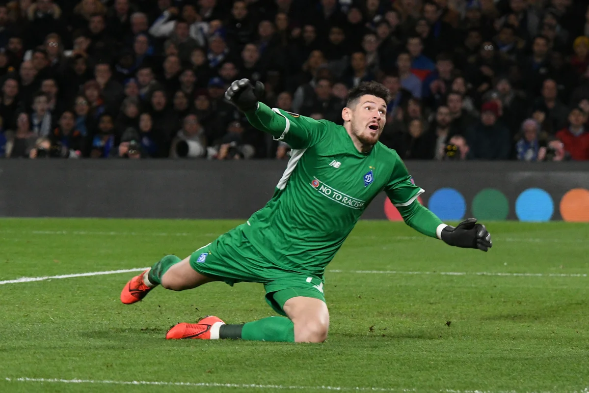 Бойко тричі виймав м'яча з сітки власних воріт