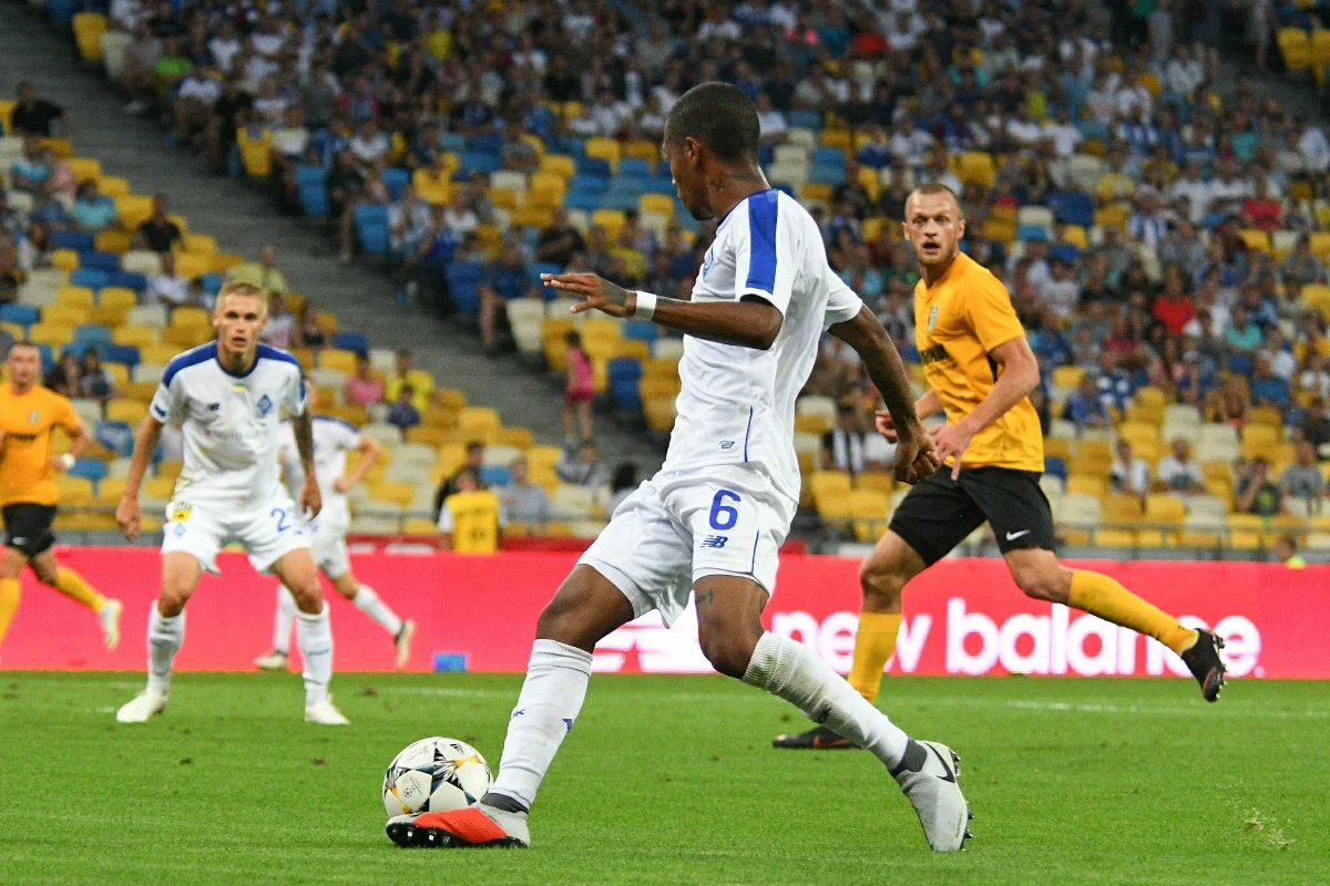 Че Че / Футбол 24