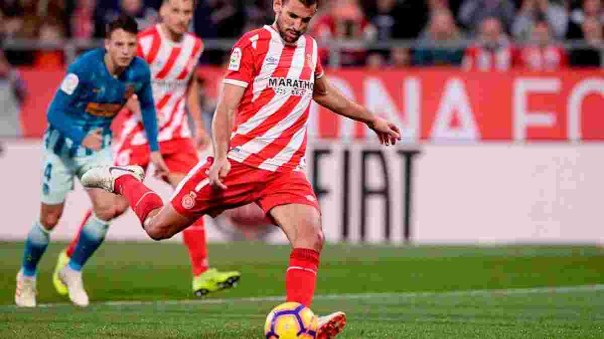 Форвард Жироны Стуани повторил рекорд Ла Лиги, забив пенальти в ворота Валенсии