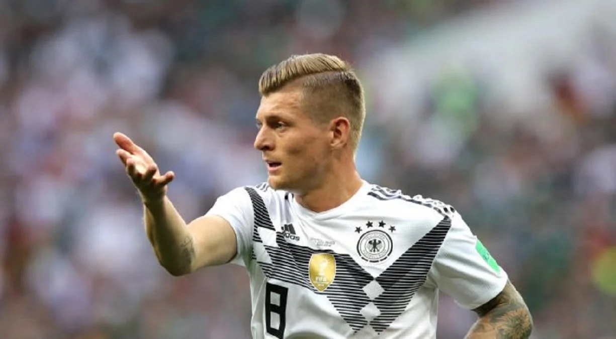 Тоні Кроос / Соцмережі