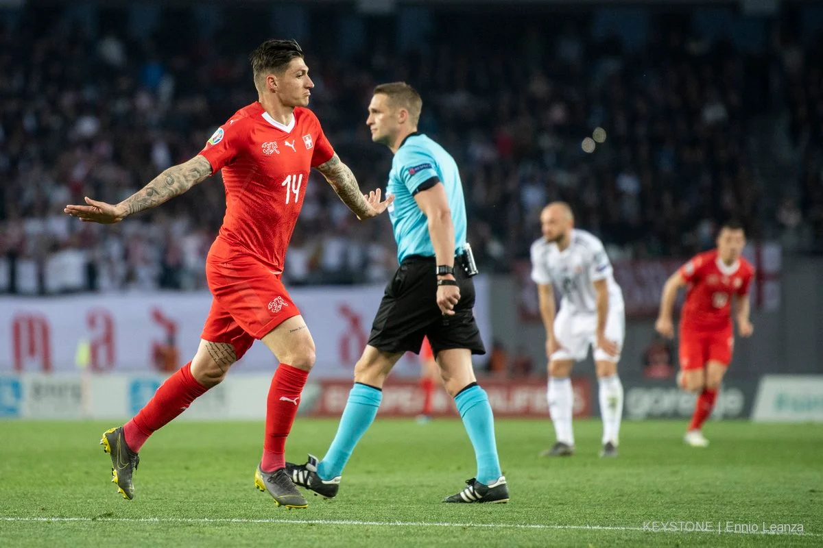 Стивен Цубер / Швейцарская футбольная ассоциация