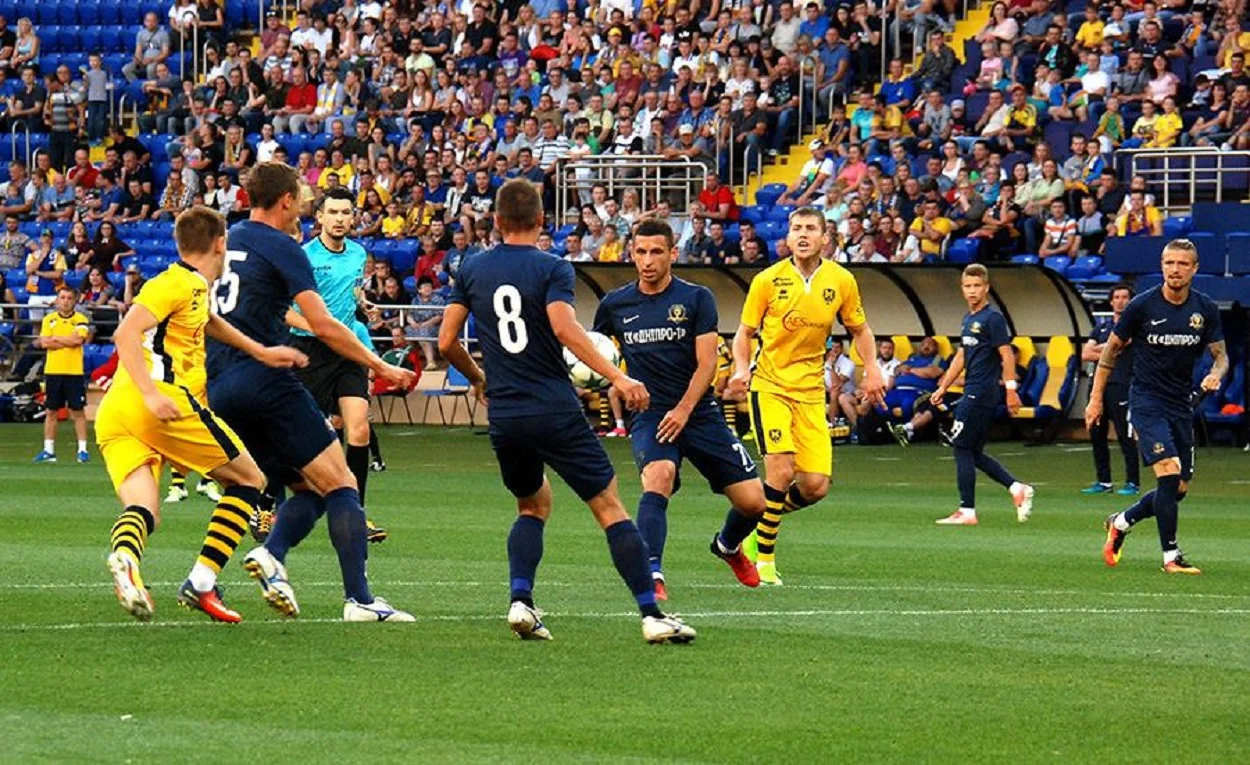 СК Дніпро-1 переграв Металіст 1925 / фото: СК Дніпро-1