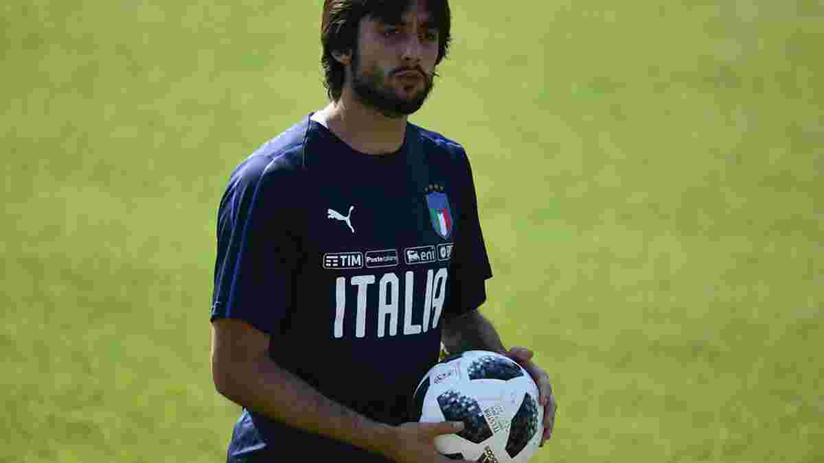 Голкіпер збірної Італії Перін отримав пошкодження, наступивши на пляшку – курйоз дня