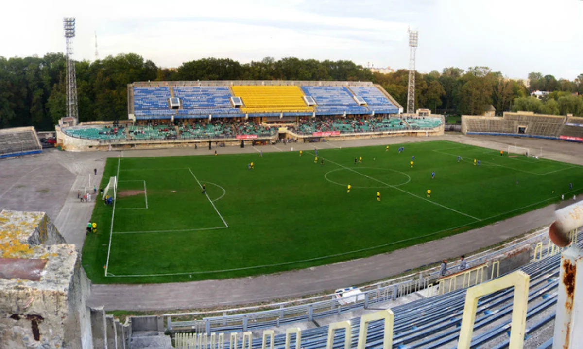 Стадіон Прикарпаття / соцмережі