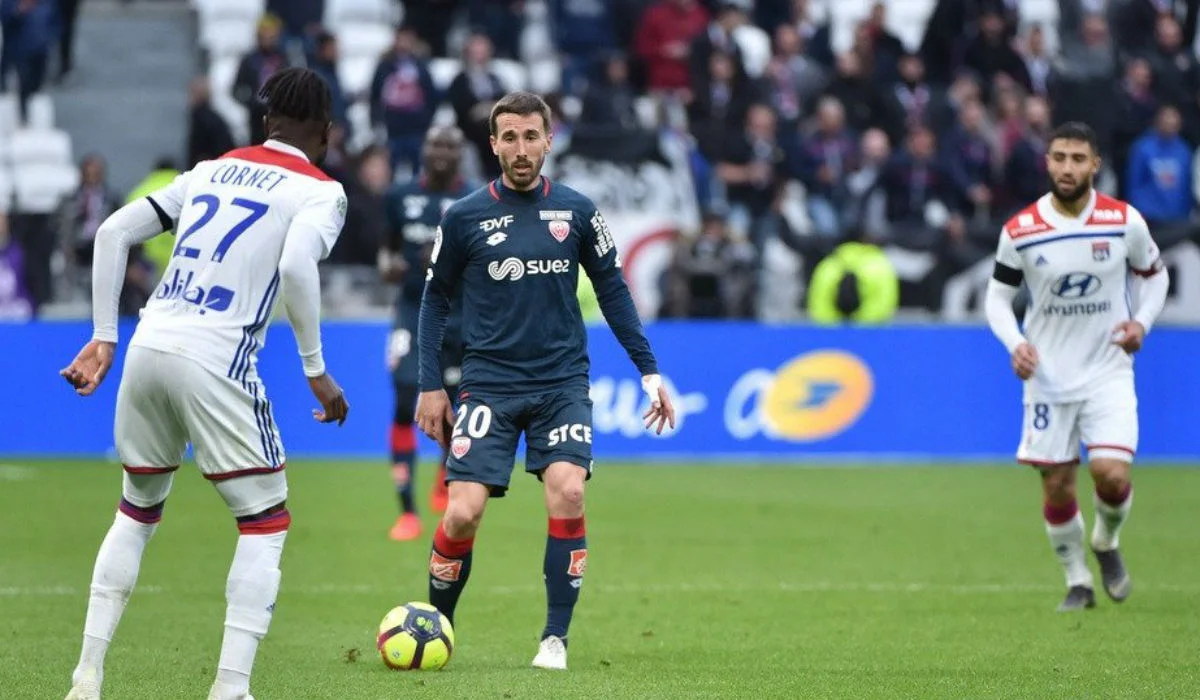 Діжон обіграв Ліон