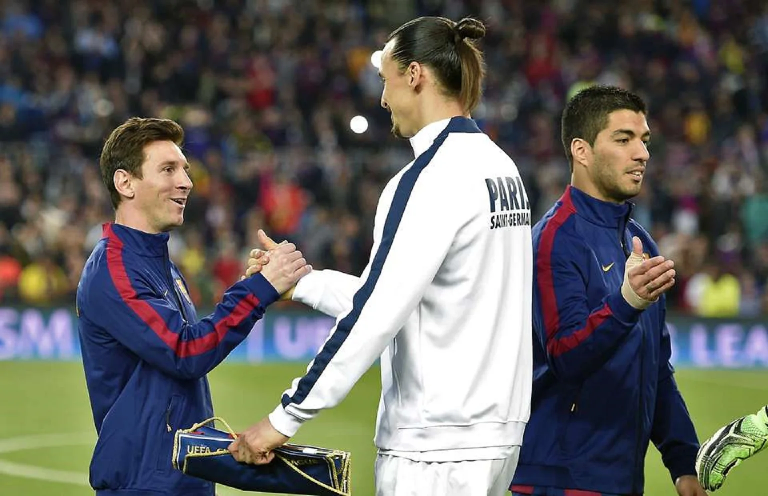 Лионель Месси и Златан Ибрагимович / Фото GiveMeSport