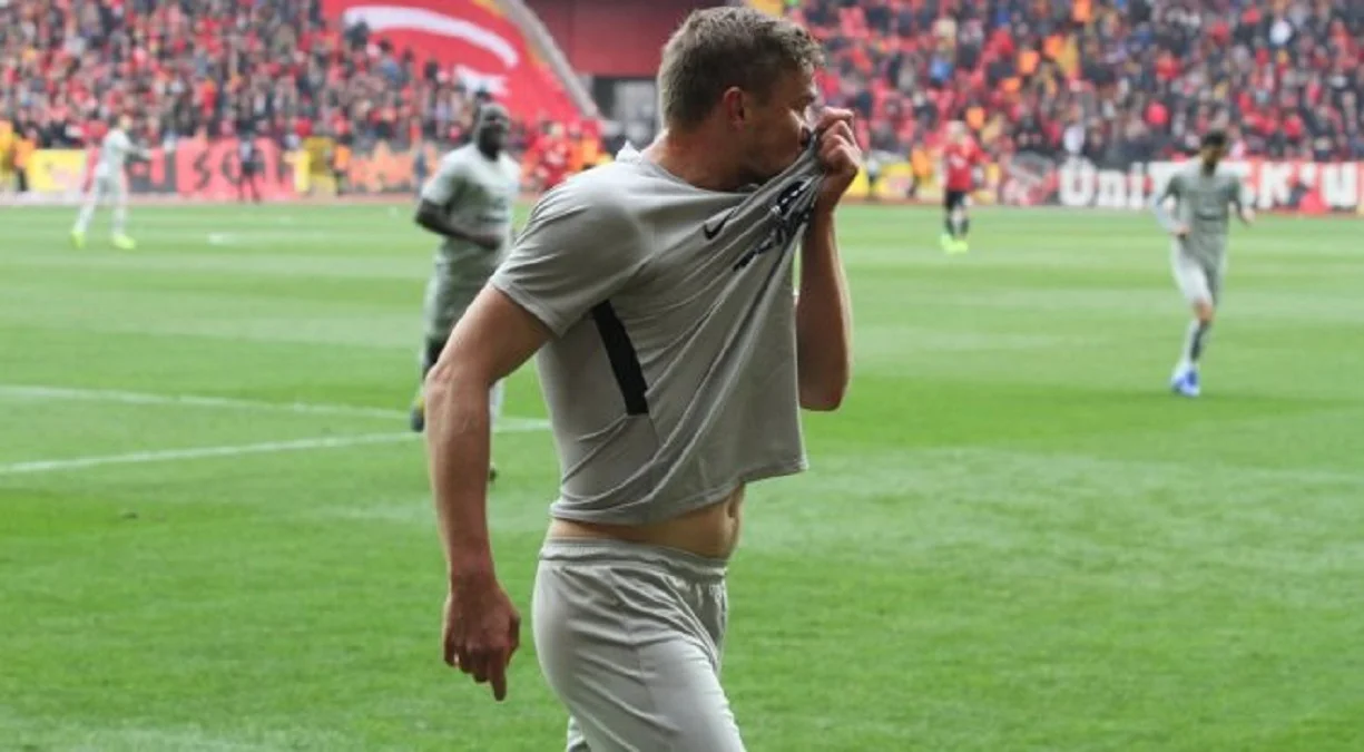 Александр Гладкий / Адана Демирспор