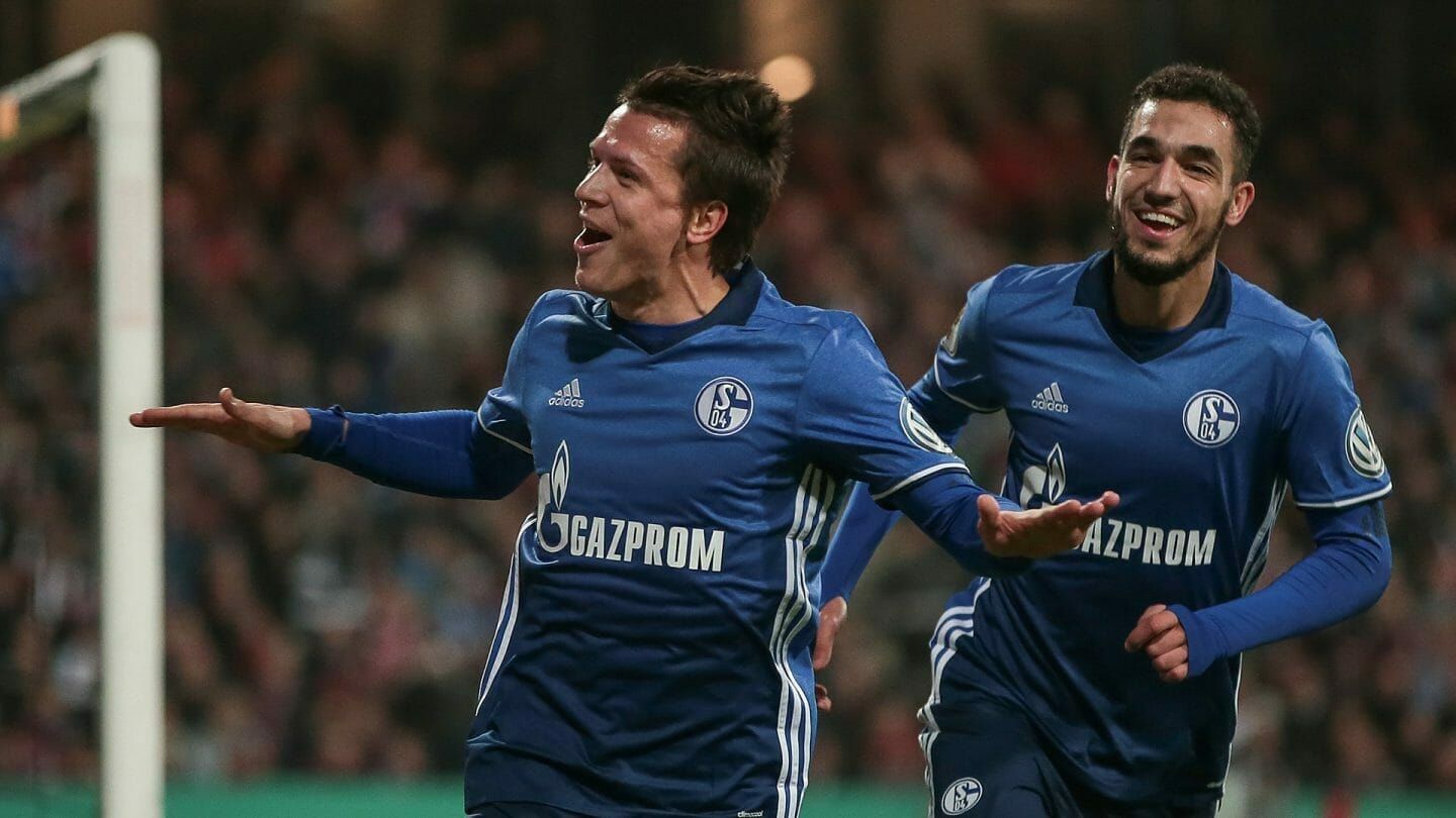Евгений Коноплянка / S04