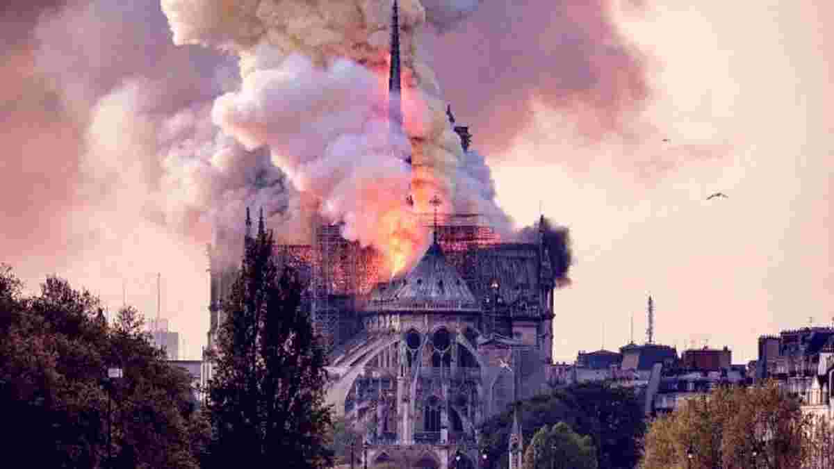 Нотр-Дам де Парі у вогні: як футбольний світ оплакує трагедію легендарного Собору 