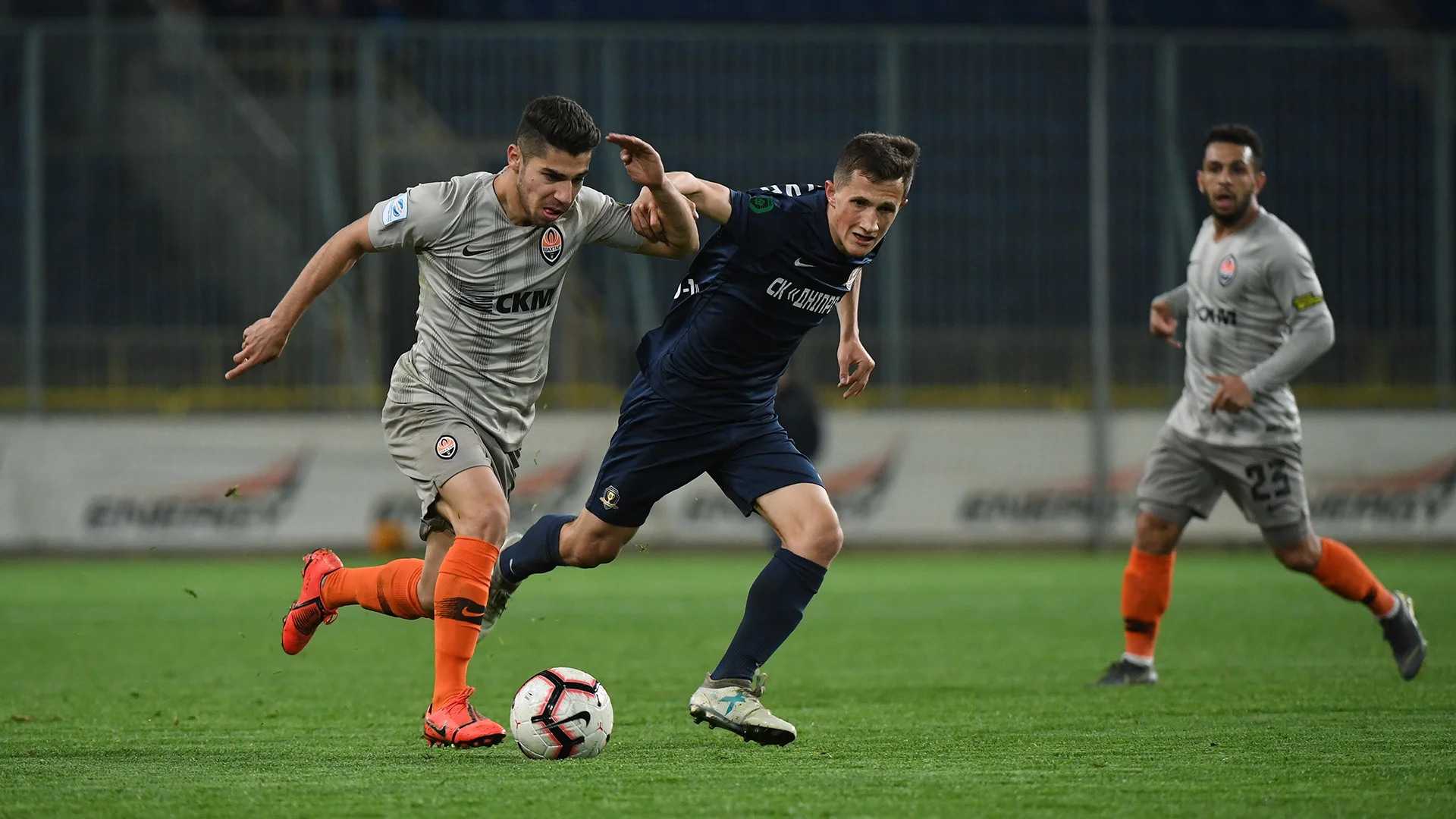 СК Дніпро-1 – Шахтар 17 квітня 2019: рахунок і огляд матчу 1/2 Кубка України 2018/19