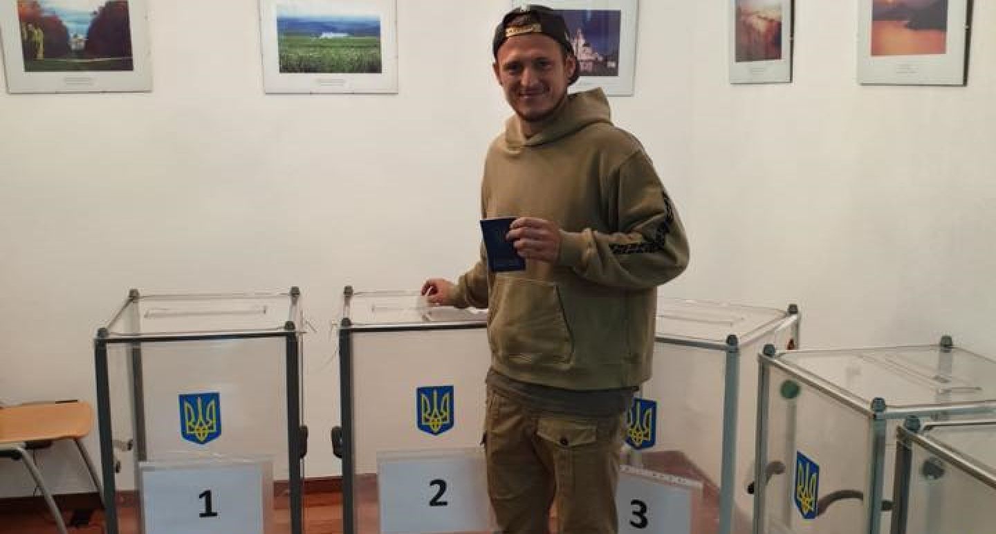 Зозуля вперше пішов на вибори / фото з Фейсбук гравця