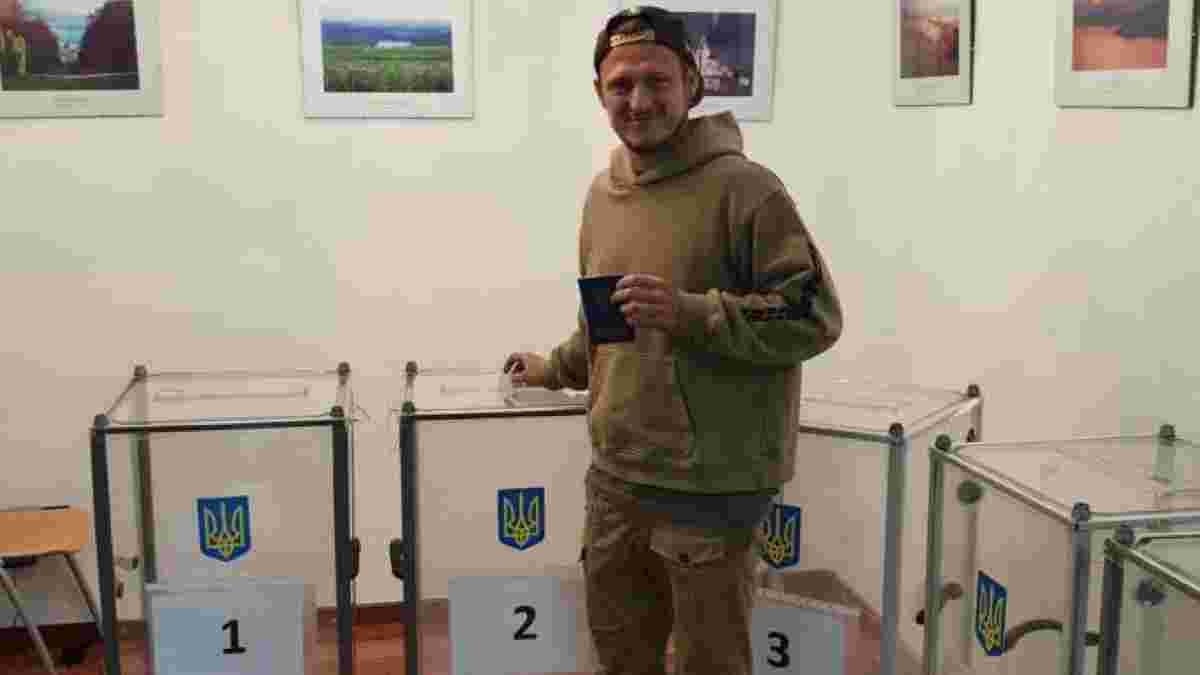 "Поздравляю, мистер президент": как голосовал украинский футбол и кто отмечал победу Зеленского