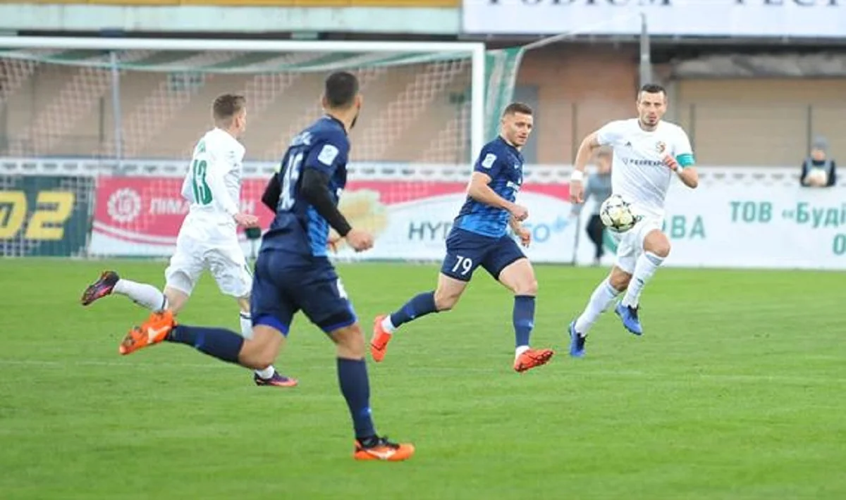 Ворскла врятувала нічию з Десною, поступаючись в три голи