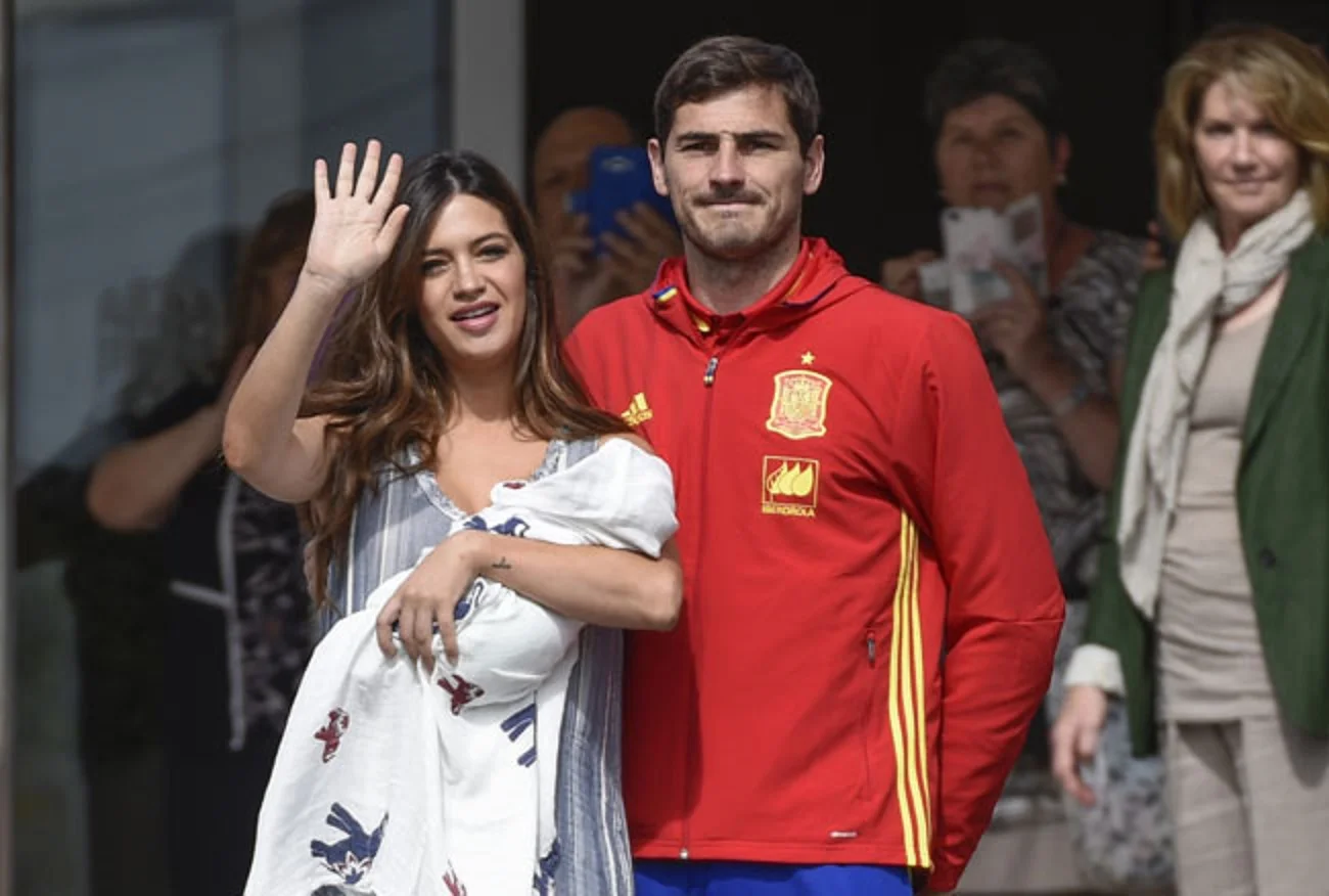 Ікер Касільяс та Сара Карбонеро / Reuters