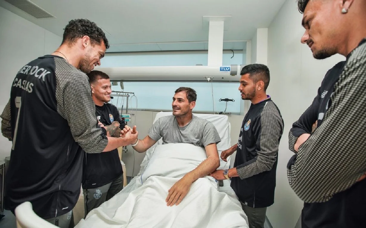 Касільяс із одноклубниками / Photos of Football