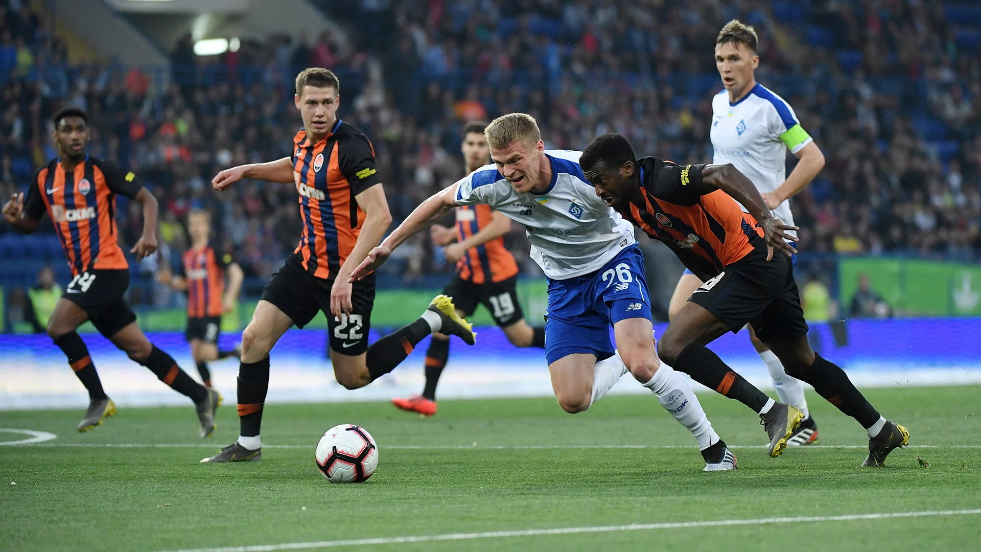 Шахтар – Динамо – 1:1 – відео голів та огляд матчу