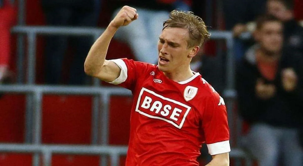 Валерій Лучкевич у складі Стандарда / Соцмережі