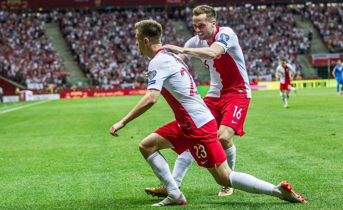 Отбор Евро-2020: Томаш Кендзера не отпустил Пьонтека без ассиста в матче Польша – Израиль