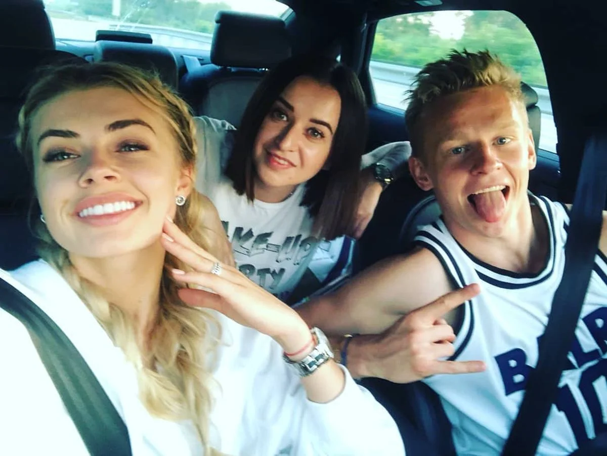 Зинченко и Влада Седан – первое совместное селфи новоиспеченной пары, о которой уже погудел Манчестер Сити