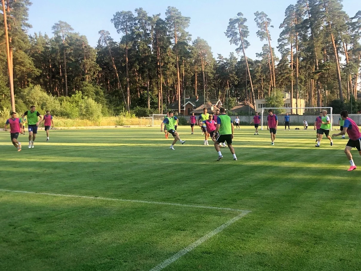 Тренировка Десны / Фото пресс-службы клуба