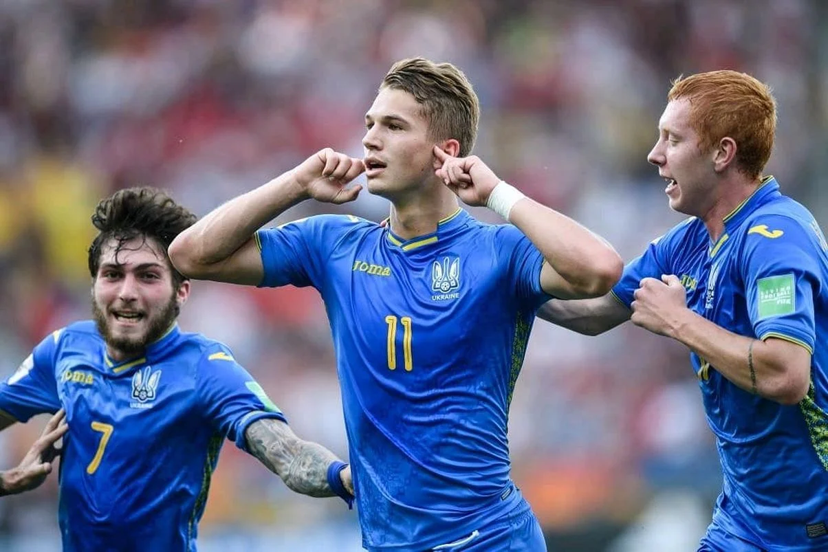 Владислав Супряга – тренери Барселони і збірної України пророкують форварду молодіжки велике майбутнє