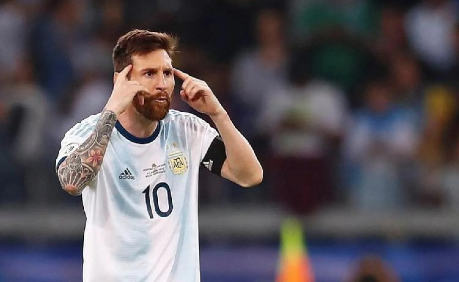 Мессі – також людина