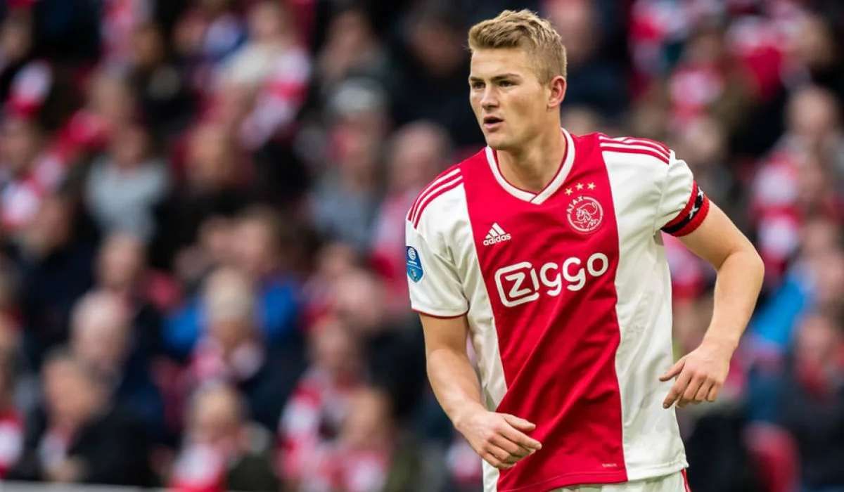 Маттейс Де Лигт / ФК Аякс