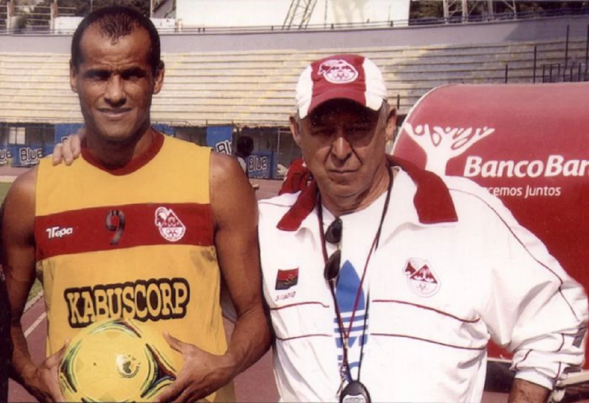 Віктор Бондаренко із Рівалдо