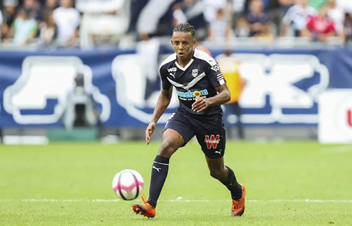 Жюль Кунде / paris-supporters.fr